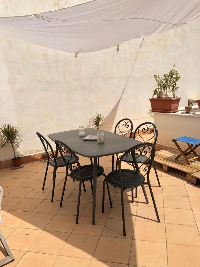 Appartamento Mansardato Nel Cuore Di Palermo - Accesso Terrazza ภายนอก รูปภาพ
