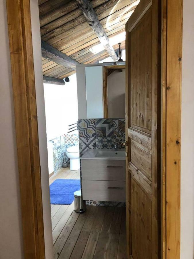 Appartamento Mansardato Nel Cuore Di Palermo - Accesso Terrazza ภายนอก รูปภาพ